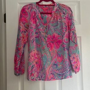 Never Worn Lilly Pulitzer 100% Silk a blouse Size XS